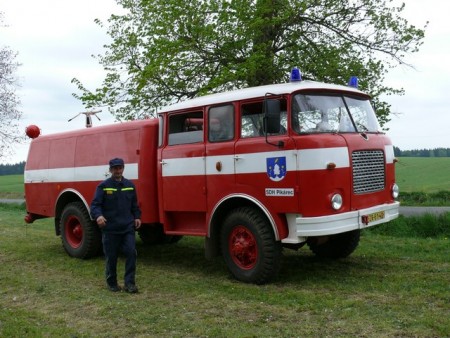 Naše Hasičský auto na který jsme pravem hrdí